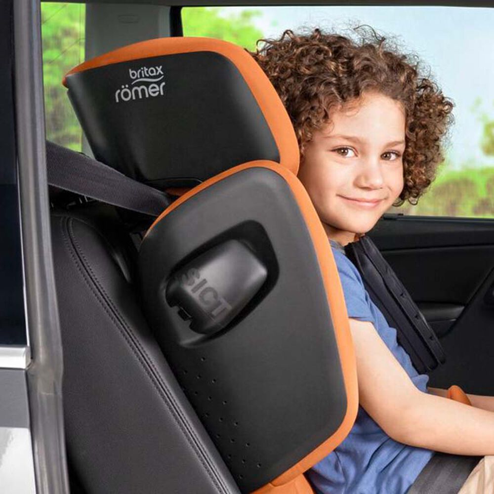 Britax Dualfix M i-Size  3 Months - 105cm Swivel Car Seat –