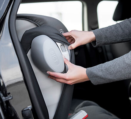 britax max way car compatibility