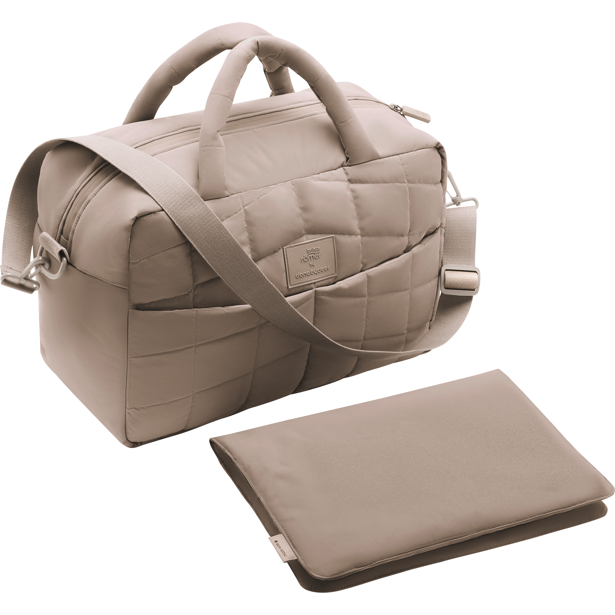 Quilted changing bag by Done by Deer | Britax Römer